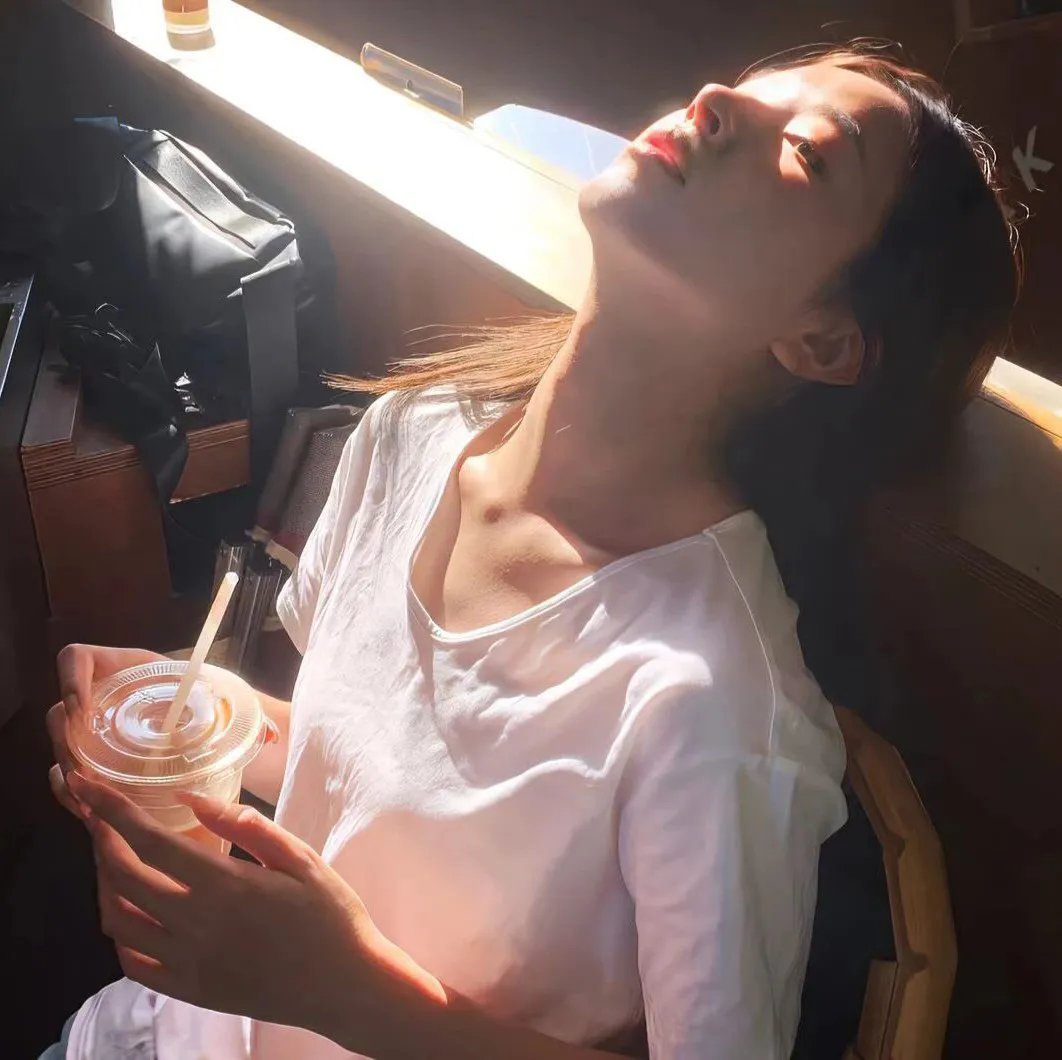 布里顿海滩 海报